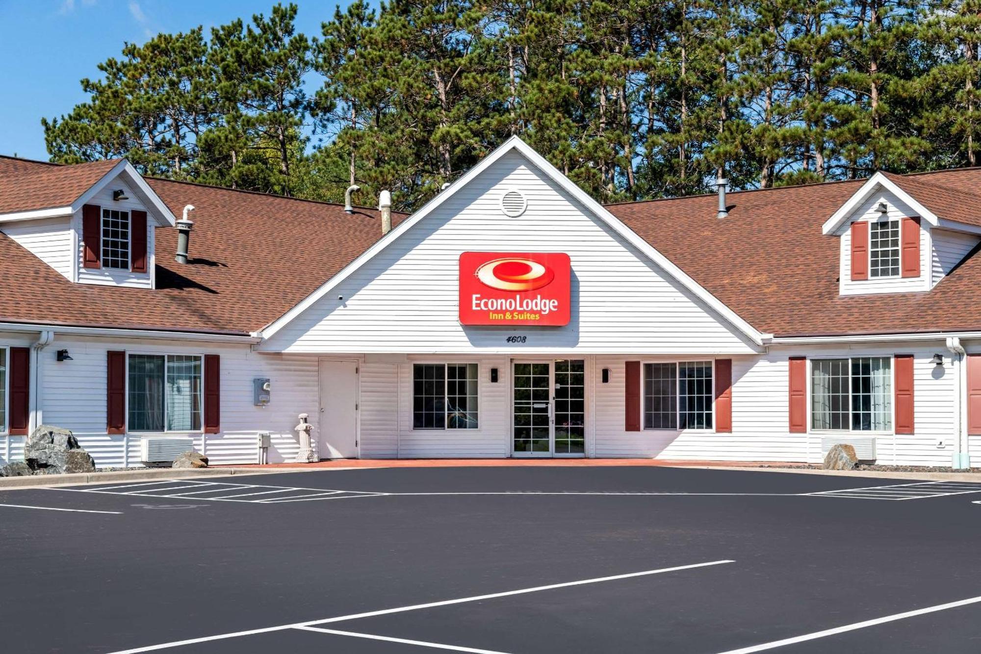 Econo Lodge Inn & Suites Eau Claire Exterior foto