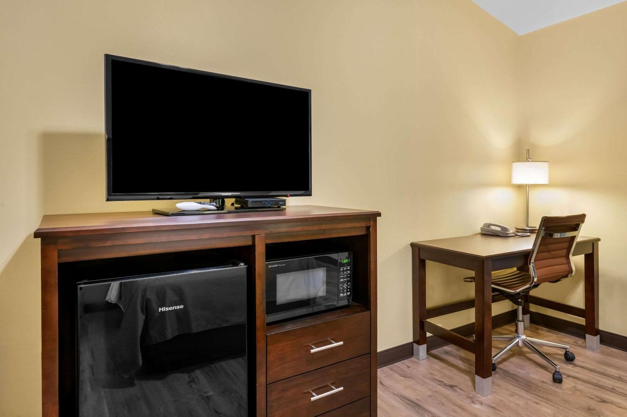 Econo Lodge Inn & Suites Eau Claire Exterior foto