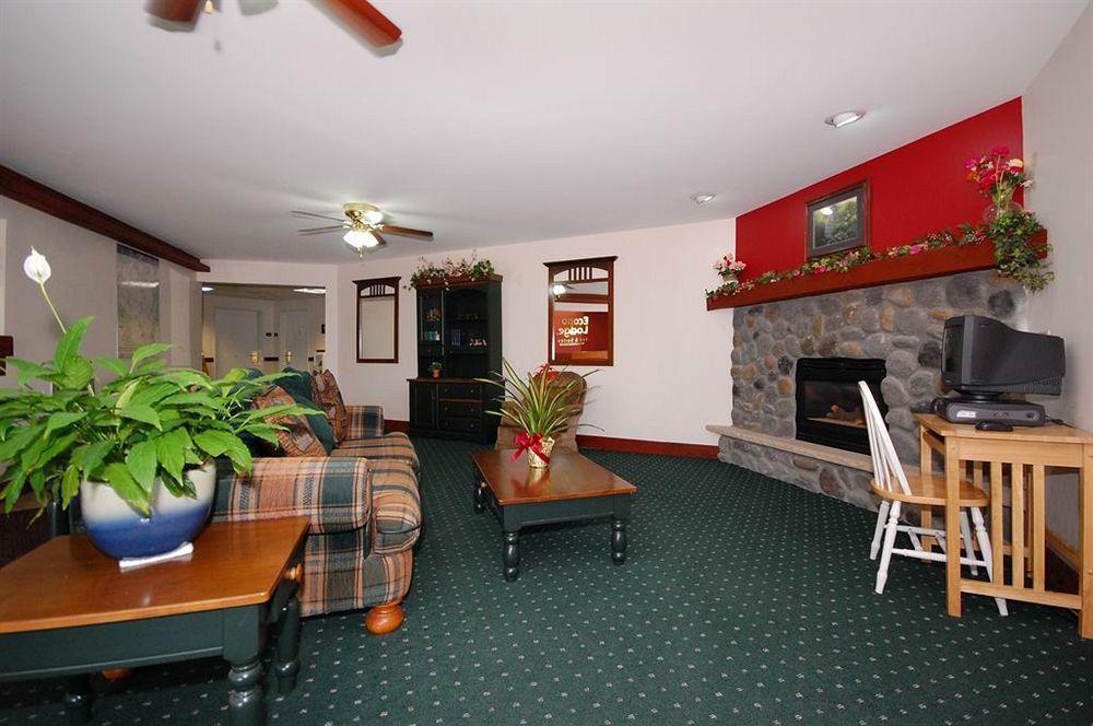 Econo Lodge Inn & Suites Eau Claire Exterior foto